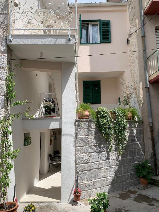 Karmelita'S Place -Studio Szybenik Zewnętrze zdjęcie
